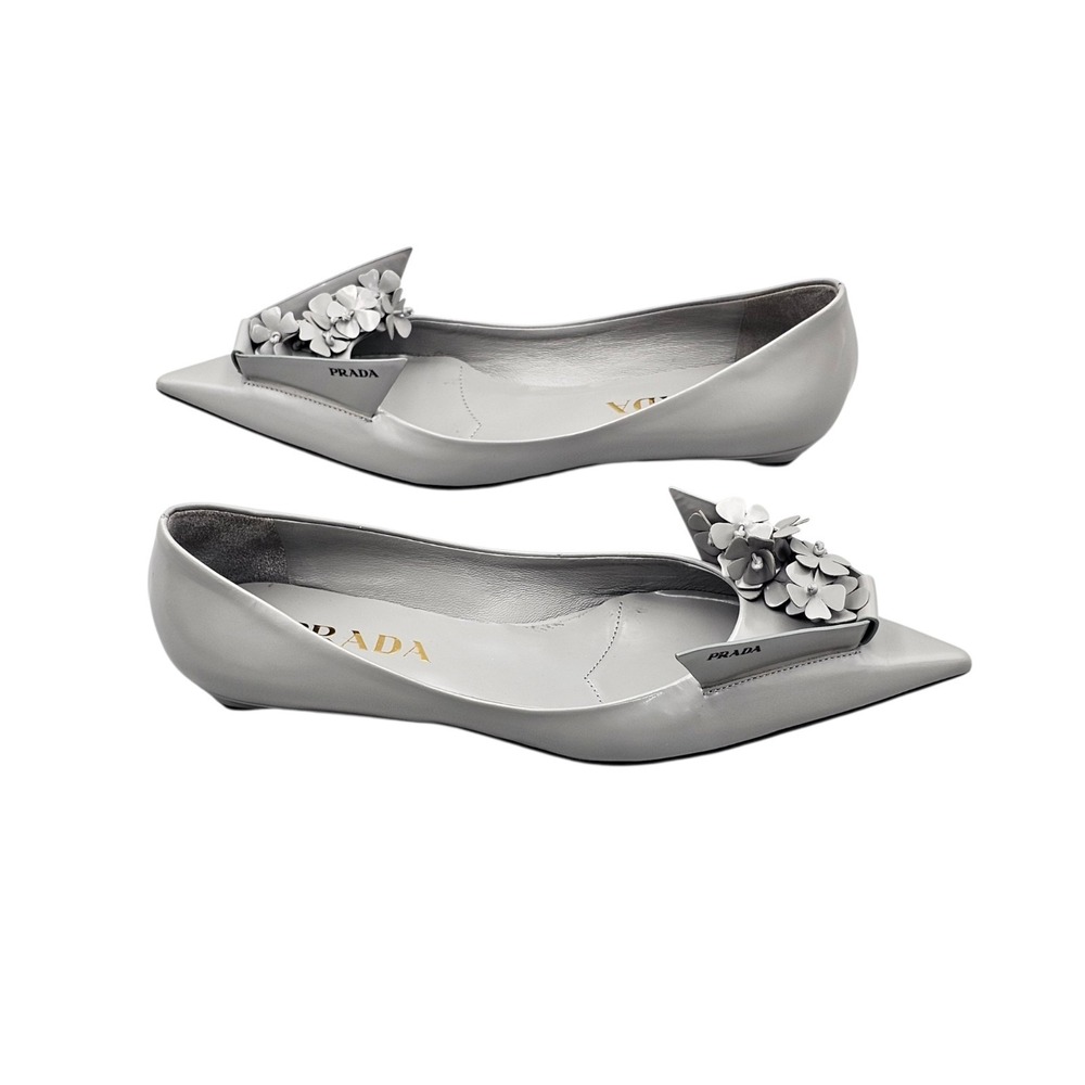 Prada Women's Size 35 EU / 5 US EUC Grey Bunny Flora Origami Kitten Heels Pumps - Picture 6 of 8